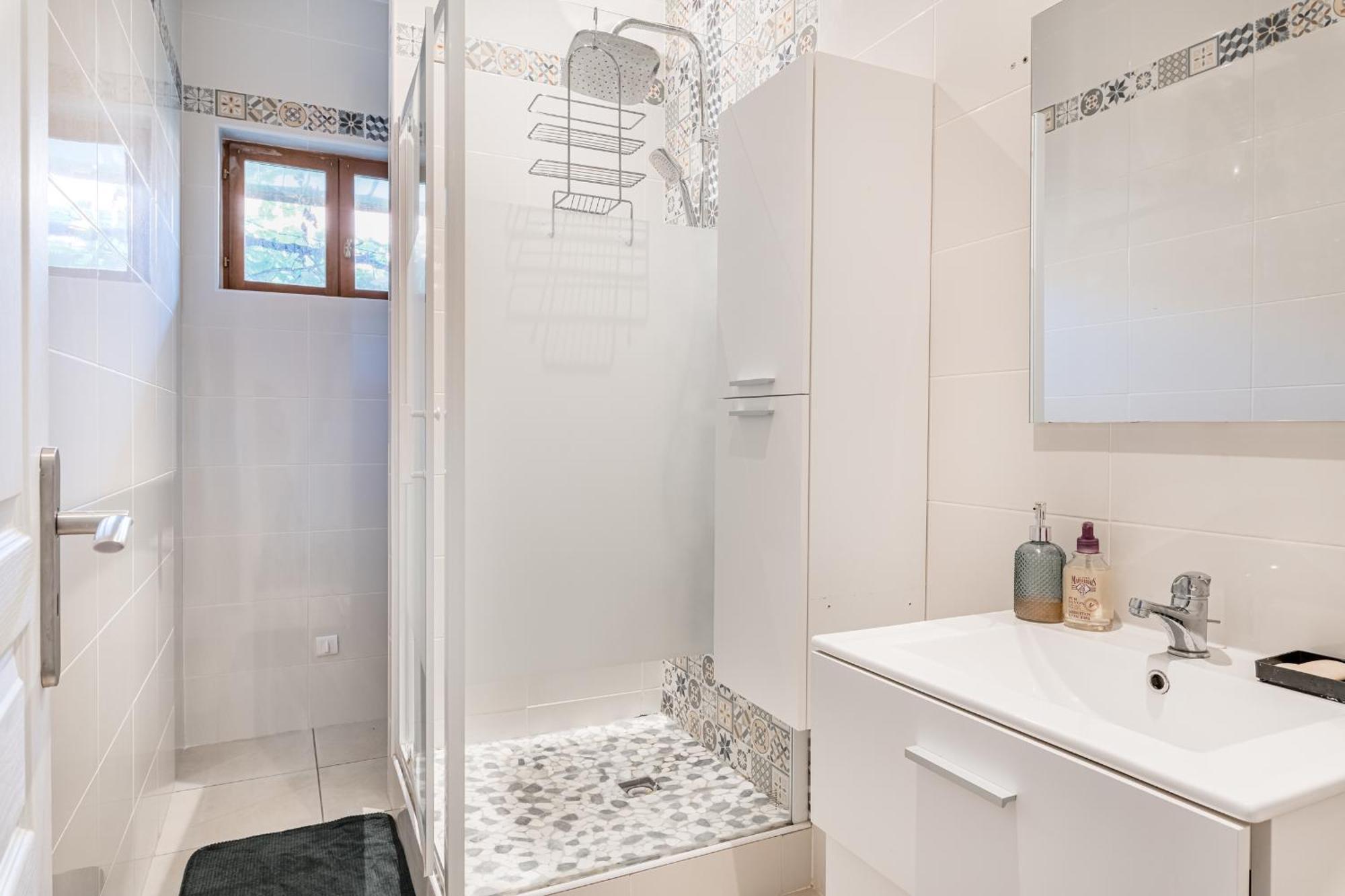 Superbe Appartement Cosy Avec Terrasse Saint-Etienne  Esterno foto